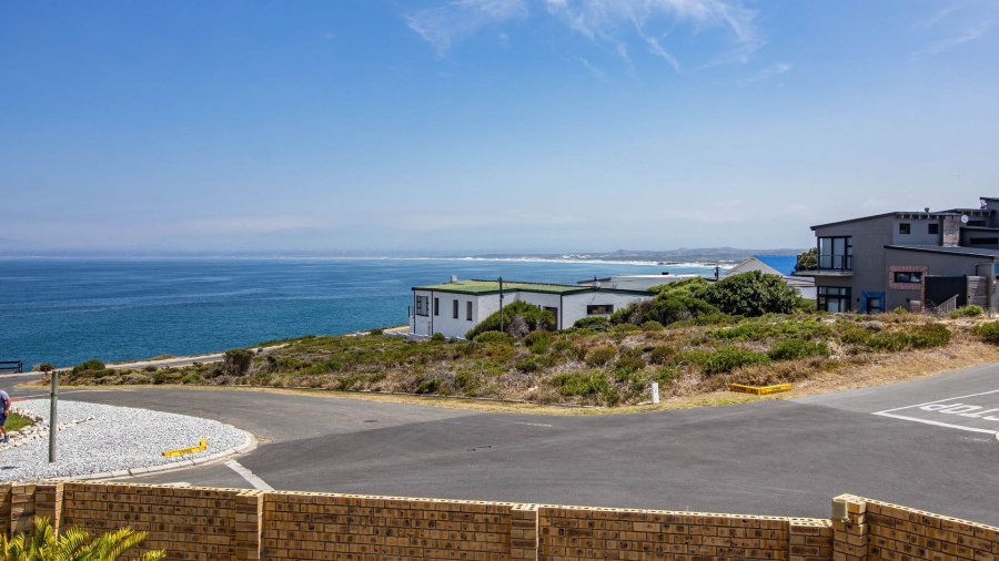 4 Bedroom Property for Sale in De Kelders Western Cape